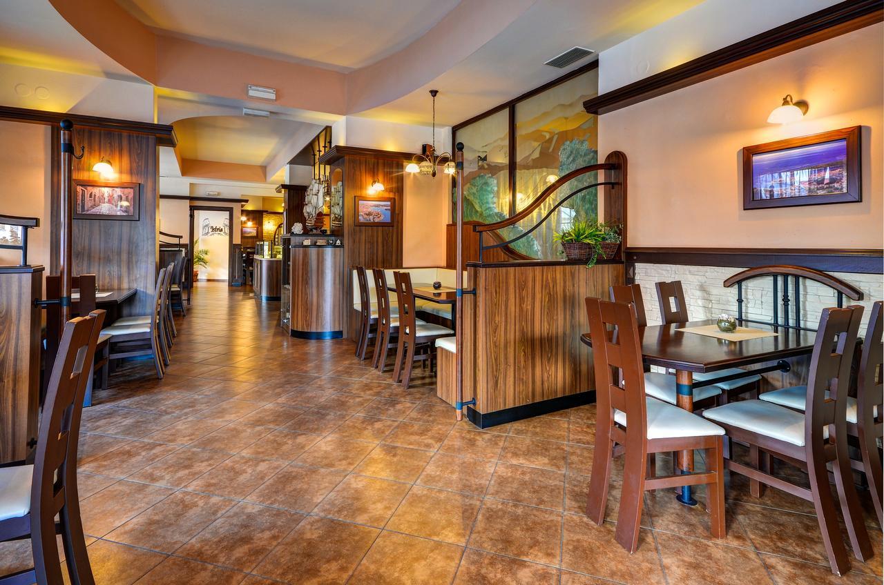 Hotel Pizzeria Istria Velké Losiny 외부 사진