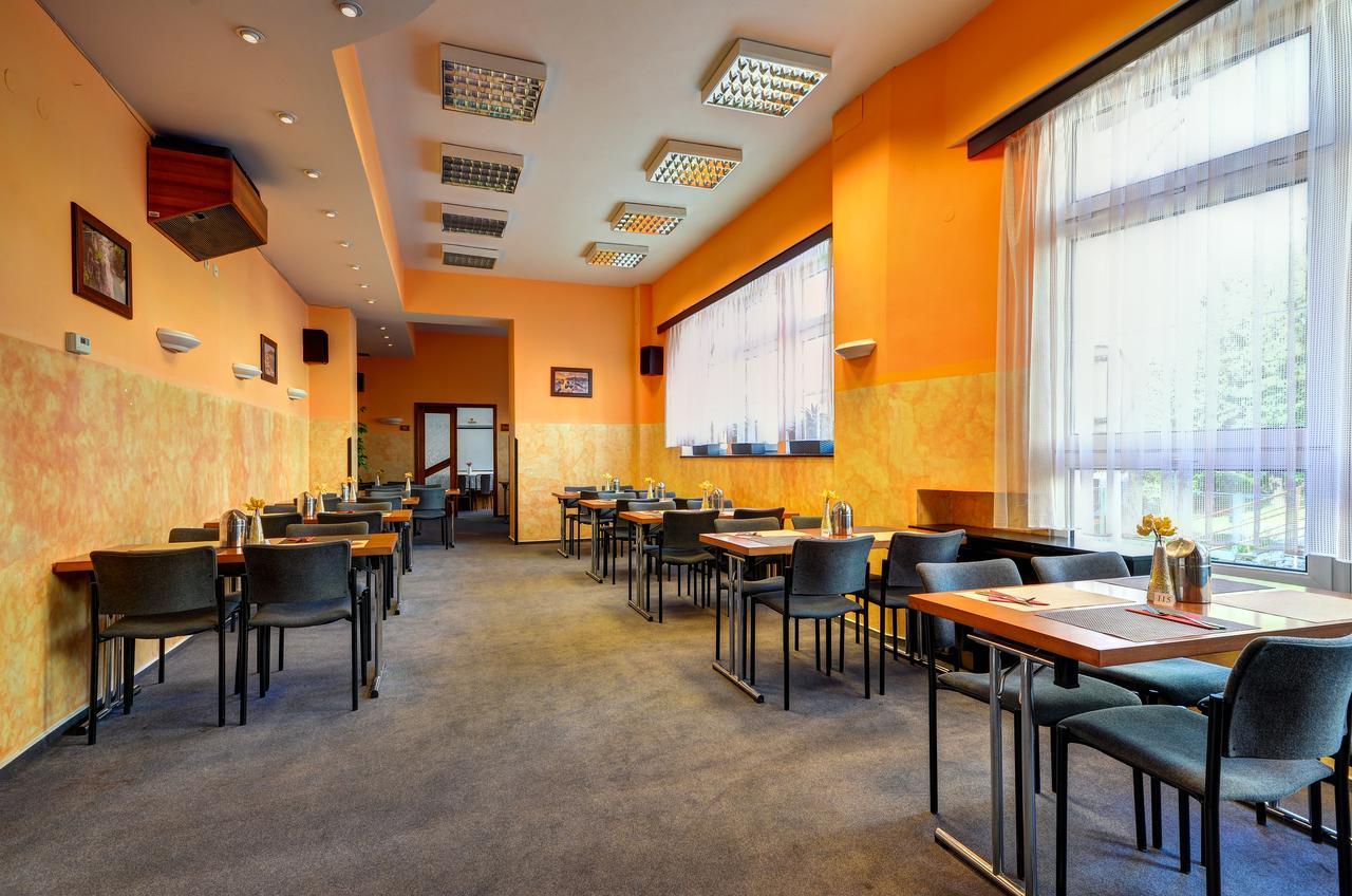 Hotel Pizzeria Istria Velké Losiny 외부 사진