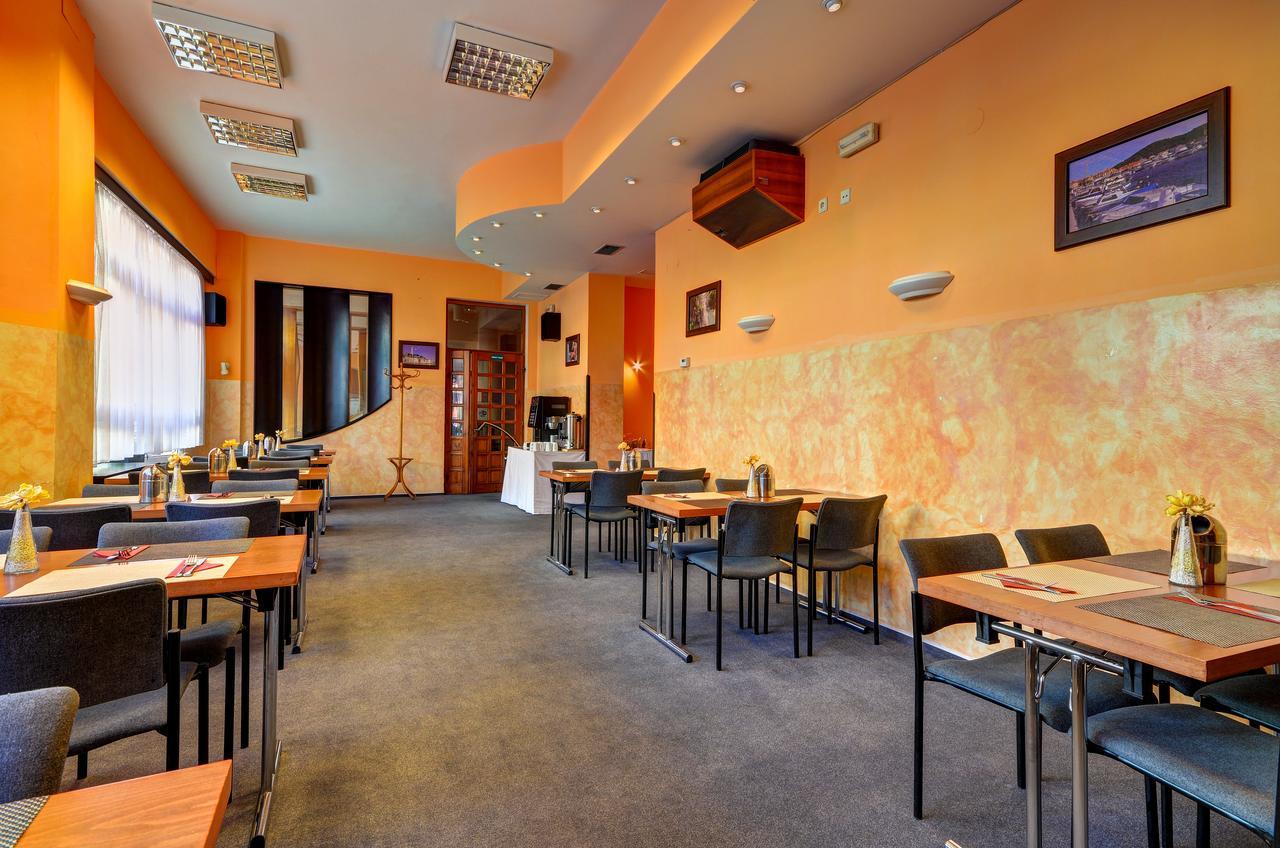 Hotel Pizzeria Istria Velké Losiny 외부 사진