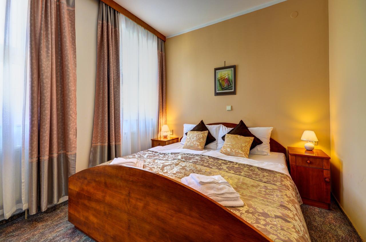 Hotel Pizzeria Istria Velké Losiny 외부 사진