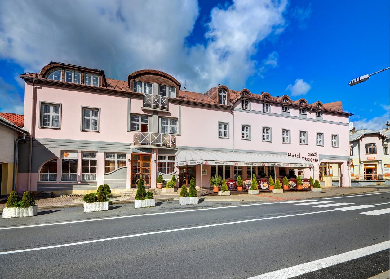 Hotel Pizzeria Istria Velké Losiny 외부 사진