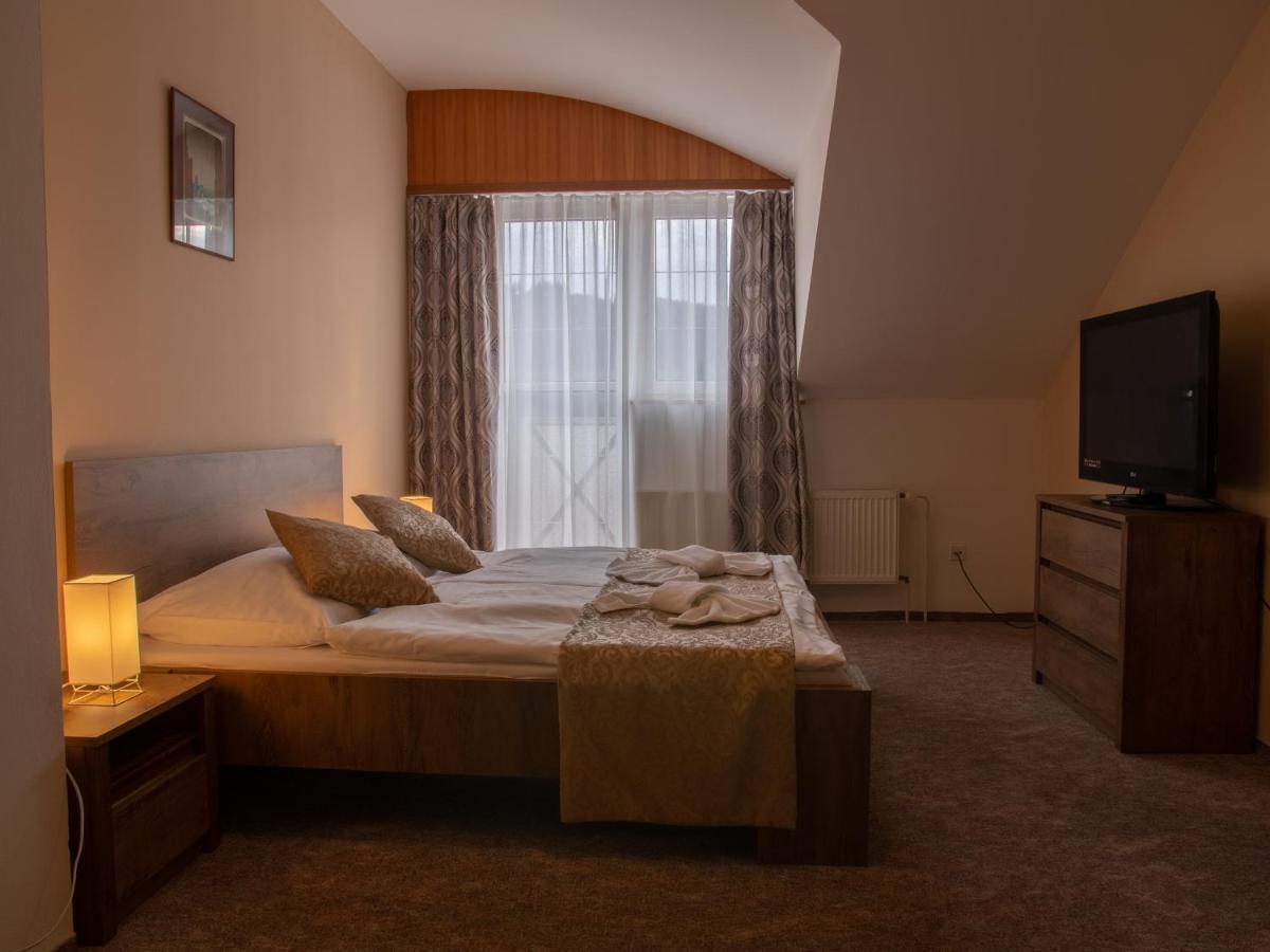 Hotel Pizzeria Istria Velké Losiny 외부 사진