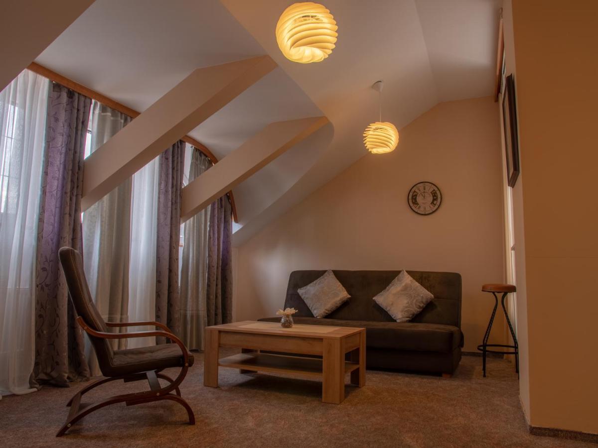 Hotel Pizzeria Istria Velké Losiny 외부 사진